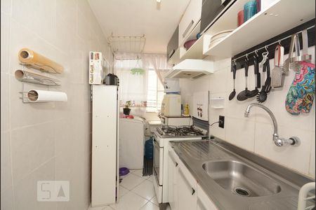 Apartamento à venda com 60m², 2 quartos e 2 vagasCozinha e Área de Serviço