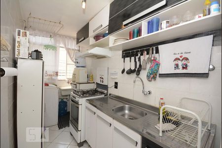 Apartamento à venda com 60m², 2 quartos e 2 vagasCozinha e Área de Serviço