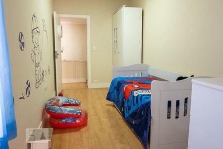 Casa à venda com 150m², 4 quartos e 5 vagas Casa à venda com 150m², 4 quartos e 5 vagasQuarto 2