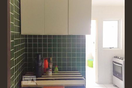 Apartamento à venda com 69m², 2 quartos e sem vagaCozinha