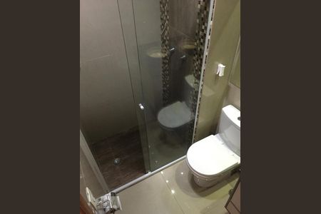 Banheiro de apartamento à venda com 2 quartos, 65m² em Jardim Íris, São Paulo