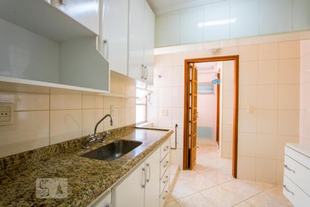 Cozinha de apartamento para alugar com 3 quartos, 92m² em Centro, Santo André