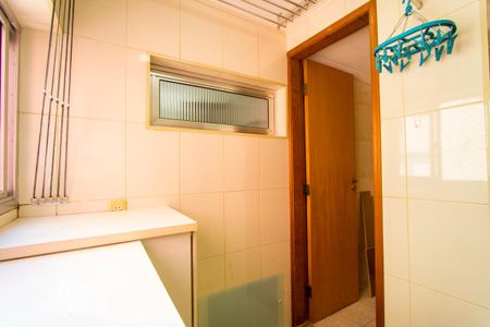Apartamento para alugar com 92m², 3 quartos e 1 vaga Apartamento para alugar com 92m², 3 quartos e 1 vagaÁrea de serviço