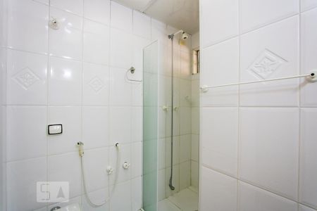 Banheiro social de apartamento para alugar com 3 quartos, 92m² em Centro, Santo André