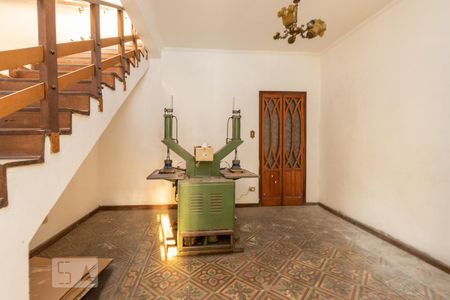 Hall de entrada de casa à venda com 3 quartos, 400m² em Vila Ré, São Paulo