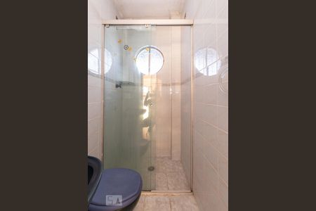 Banheiro de casa à venda com 3 quartos, 400m² em Vila Ré, São Paulo