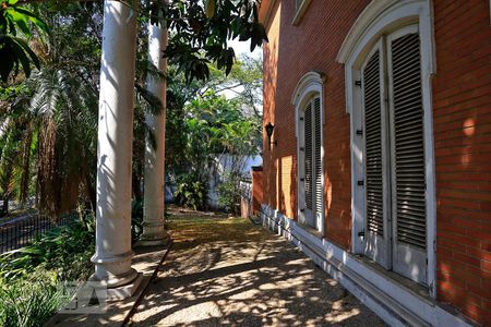 Casa à venda com 900m², 4 quartos e 4 vagasÁrea Externa