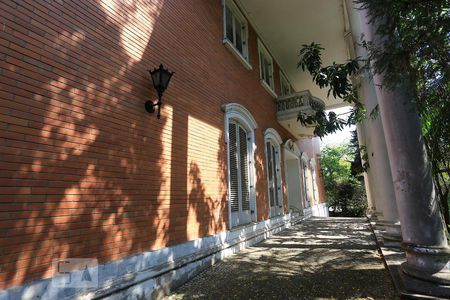 Casa à venda com 900m², 4 quartos e 4 vagasÁrea Externa