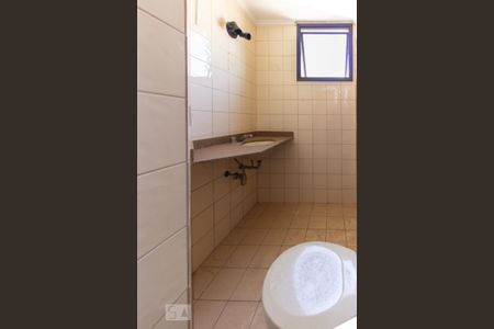 Banheiro de apartamento à venda com 2 quartos, 105m² em Vila João Jorge, Campinas