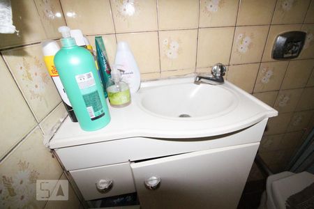 banheiro casa 1 de casa à venda com 3 quartos, 400m² em Vila Maria Alta, São Paulo