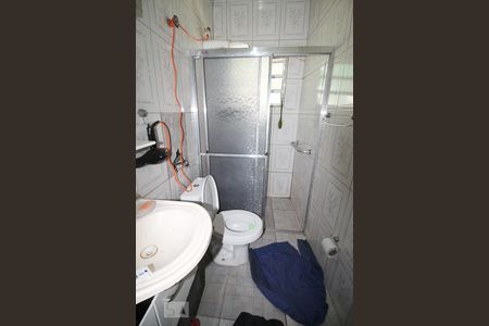 Casa à venda com 400m², 3 quartos e 4 vagasbanheiro casa 2