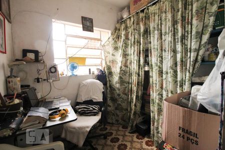 Casa à venda com 400m², 3 quartos e 4 vagasquarto 1 casa 3