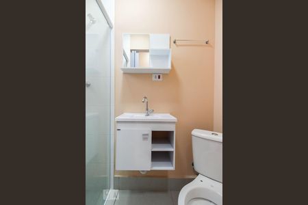 Kitnet - Banheiro  de kitnet/studio para alugar com 1 quarto, 20m² em Brás, São Paulo