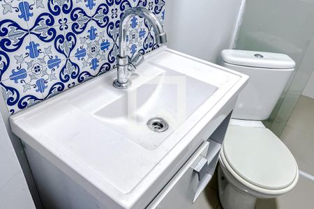 Banheiro de kitnet/studio para alugar com 1 quarto, 20m² em Brás, São Paulo