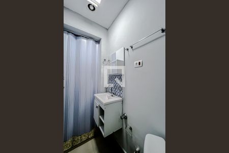 Banheiro de kitnet/studio para alugar com 1 quarto, 20m² em Brás, São Paulo
