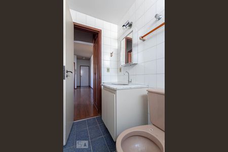 Apartamento para alugar com 65m², 1 quarto e 1 vaga Apartamento para alugar com 65m², 1 quarto e 1 vagaBanheiro Social