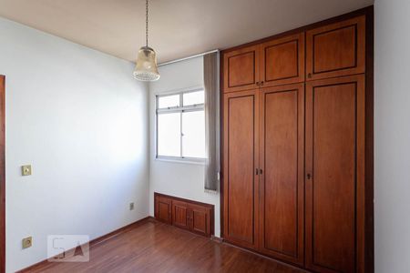 Quarto  de apartamento para alugar com 1 quarto, 65m² em Funcionários, Belo Horizonte