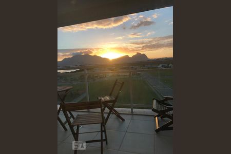 varanda de apartamento para alugar com 2 quartos, 80m² em Barra da Tijuca, Rio de Janeiro