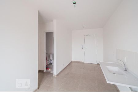 Sala e Cozinha de apartamento à venda com 2 quartos, 39m² em Jardim Santa Cruz (sacomã), São Paulo