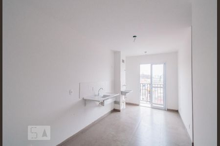 Sala e Cozinha de apartamento à venda com 2 quartos, 39m² em Jardim Santa Cruz (sacomã), São Paulo