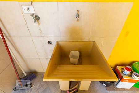 Casa à venda com 70m², 2 quartos e sem vagaÁrea de Serviço