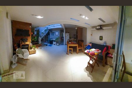 Casa à venda com 4 quartos, 260m² em Água Branca, São Paulo