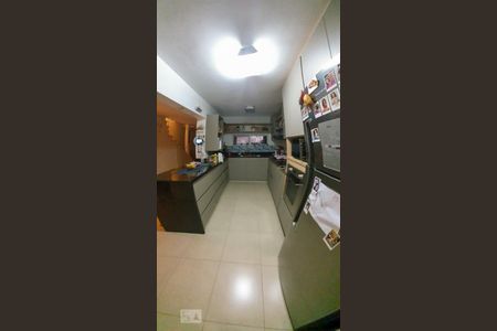Cozinha de casa à venda com 4 quartos, 260m² em Água Branca, São Paulo