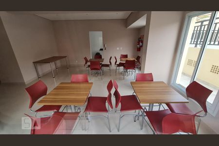 Apartamento para alugar com 49m², 2 quartos e 1 vaga Apartamento para alugar com 49m², 2 quartos e 1 vagaÁrea comum - Salão de festas