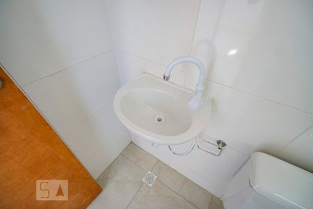 Detalhe banheiro de apartamento para alugar com 2 quartos, 37m² em Penha de França, São Paulo