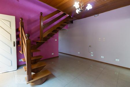Sala de casa para alugar com 2 quartos, 97m² em Jaguaribe, Osasco
