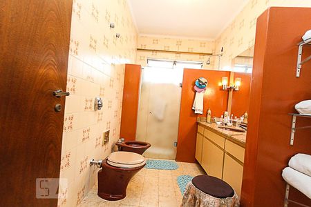 Banheiro de casa à venda com 4 quartos, 300m² em Mooca, São Paulo