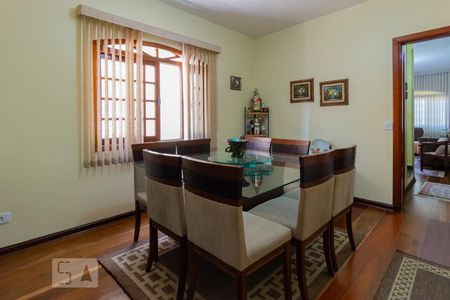 Casa à venda com 3 quartos, 166m² em Jardim Consórcio, São Paulo