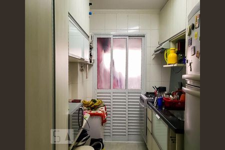 Cozinha de apartamento à venda com 3 quartos, 67m² em Jardim Japão, São Paulo
