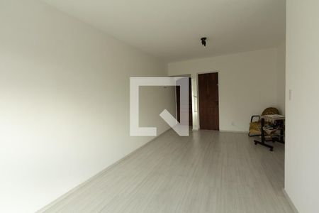 Apartamento à venda com 80m², 2 quartos e 2 vagasSala