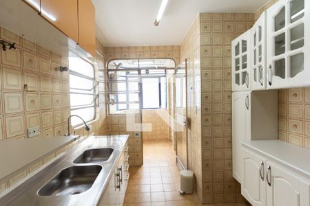 Apartamento à venda com 80m², 2 quartos e 2 vagasCozinha