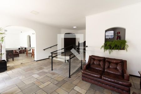 Apartamento à venda com 80m², 2 quartos e 2 vagasHall social