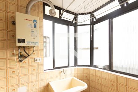 Apartamento à venda com 80m², 2 quartos e 2 vagasÁrea de Serviço