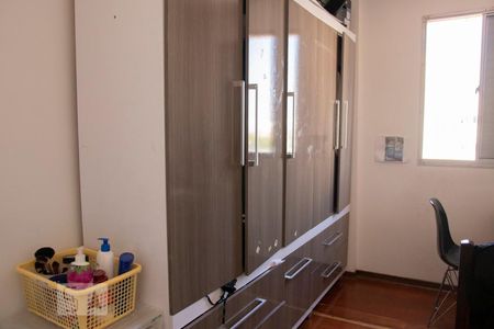 Dormitório 2 de apartamento para alugar com 2 quartos, 50m² em Vila Parque Jabaquara, São Paulo