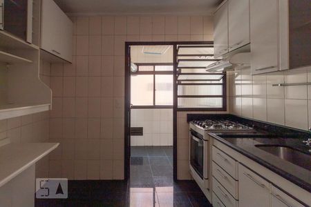 Apartamento para alugar com 75m², 3 quartos e 1 vaga Apartamento para alugar com 75m², 3 quartos e 1 vagaCozinha