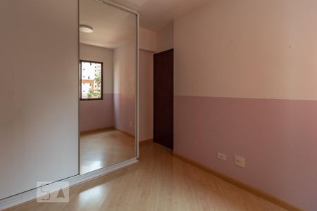 Quarto 2 de apartamento para alugar com 3 quartos, 75m² em Jardim das Vertentes, São Paulo