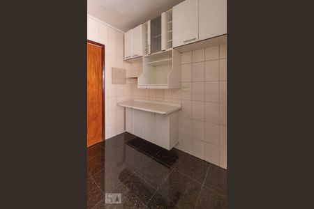 Apartamento para alugar com 75m², 3 quartos e 1 vaga Apartamento para alugar com 75m², 3 quartos e 1 vagaCozinha