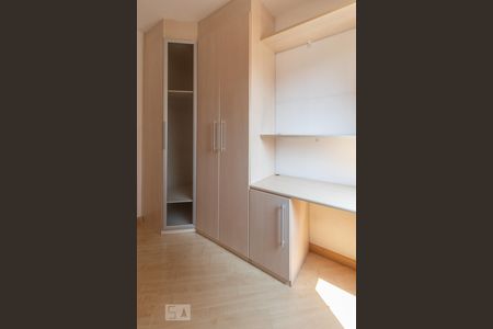 Quarto 1 de apartamento para alugar com 3 quartos, 75m² em Jardim das Vertentes, São Paulo