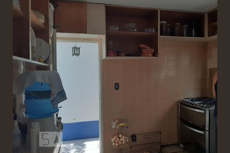 Apartamento à venda com 260m², 3 quartos e 3 vagasCOZINHA