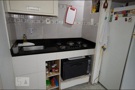 Cozinha de apartamento à venda com 1 quarto, 25m² em Laranjeiras, Rio de Janeiro