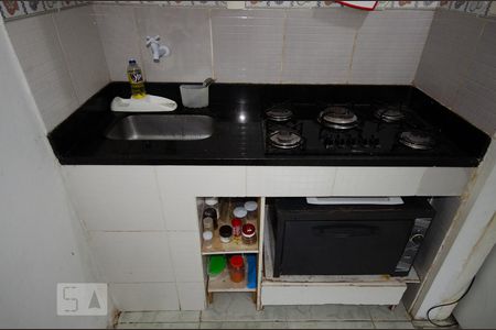 Cozinha de apartamento à venda com 1 quarto, 25m² em Laranjeiras, Rio de Janeiro
