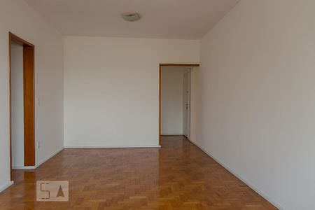 Apartamento para alugar com 97m², 3 quartos e 1 vaga Apartamento para alugar com 97m², 3 quartos e 1 vagaSala
