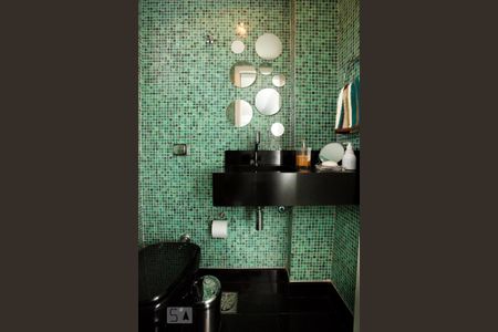 Lavabo de apartamento para alugar com 2 quartos, 100m² em Recreio dos Bandeirantes, Rio de Janeiro