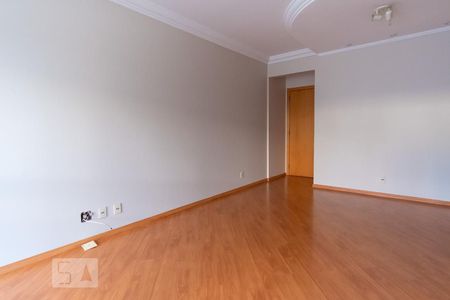 Sala de apartamento à venda com 3 quartos, 94m² em Vila Itapura, Campinas