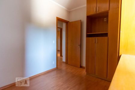 Apartamento à venda com 94m², 3 quartos e 2 vagasQuarto 3