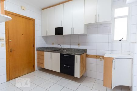 Apartamento à venda com 94m², 3 quartos e 2 vagasCozinha
